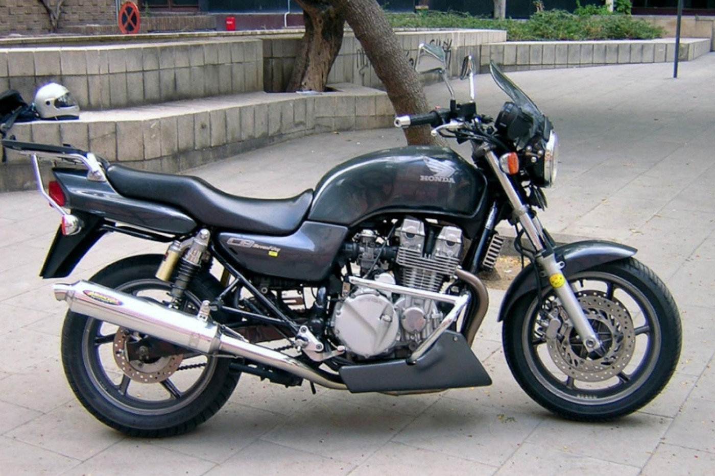 Хонда CB 750