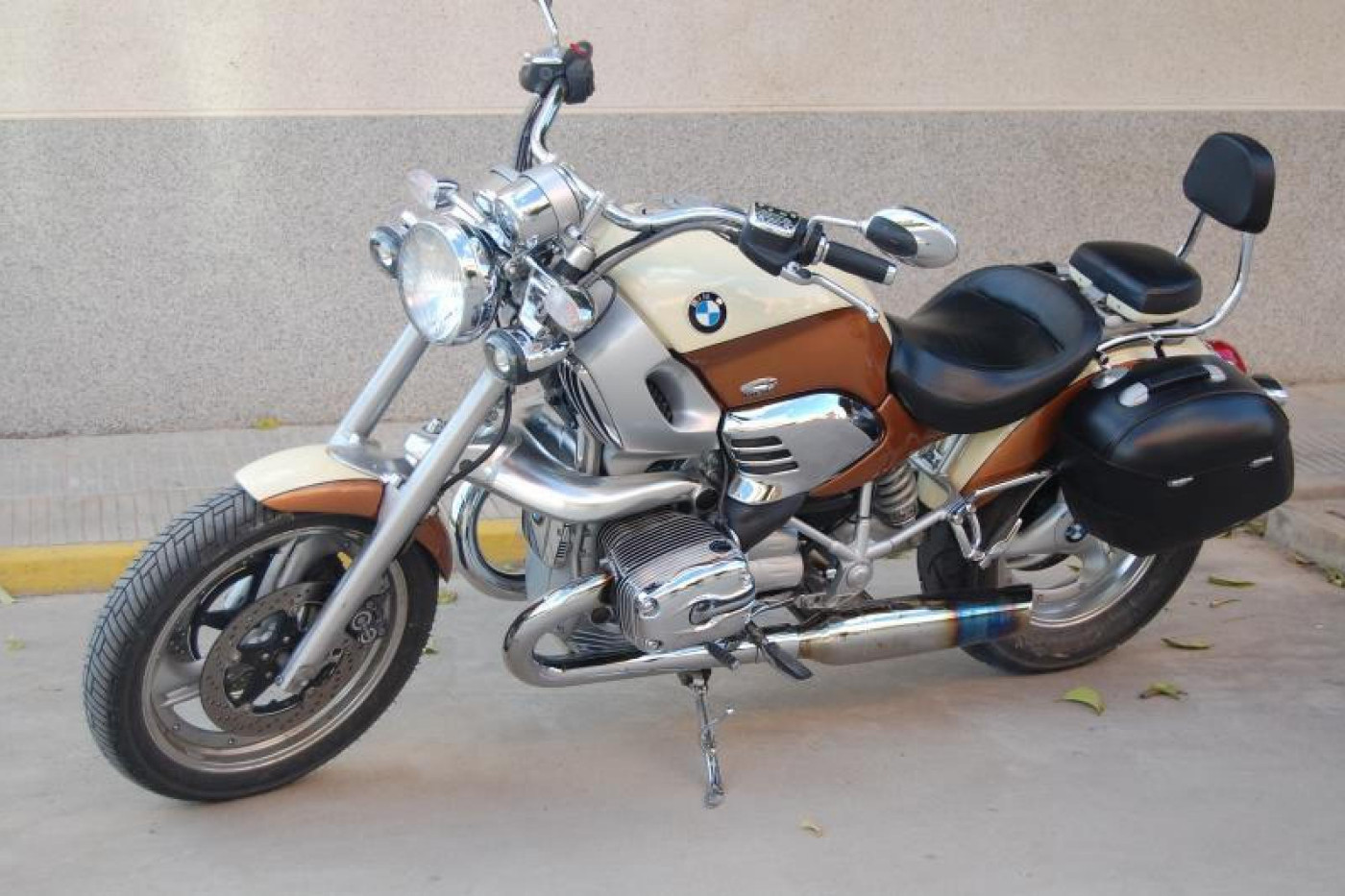 BMW r1200c Montauk