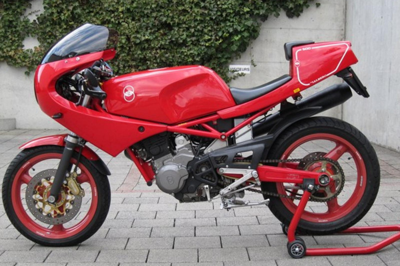 Gilera cb1