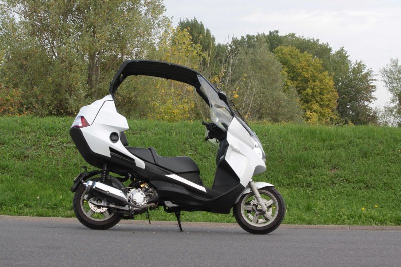 Adiva AD 125, 2011 Motorcycles - Photos, Video, Specs, Reviews