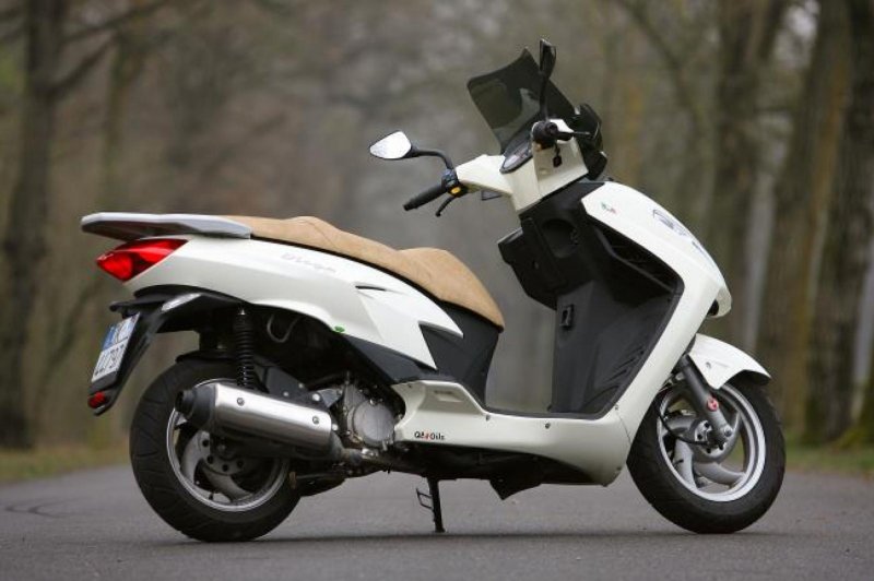 Malaguti Blog 125 i.e., 2010 Motorcycles - Photos, Video, Specs, Reviews |  Bike.Net