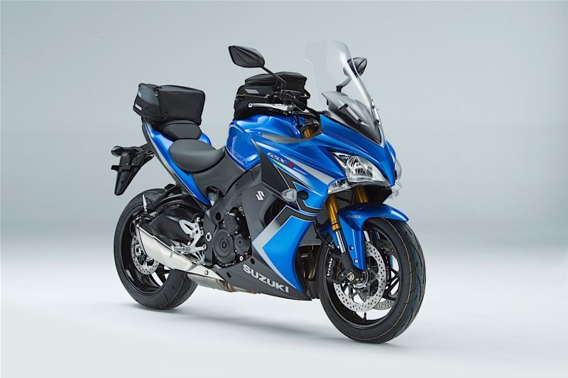 Suzuki Gsx S1000f Tour Edition 17 Motorcycles Photos Video Specs Reviews