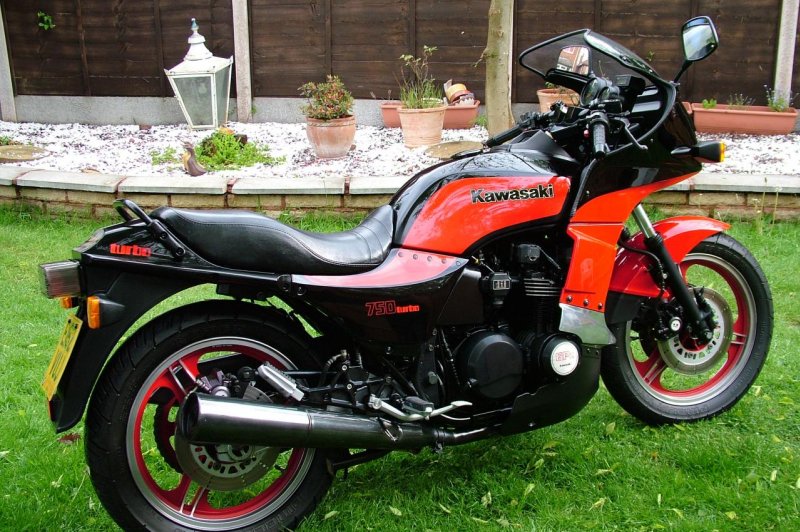 中体連推奨　激レアモデル　80cm/750g　新品未使用品 Kawasaki Z 750 LTD, 1981 Motorcycles - Photos, Video, Specs