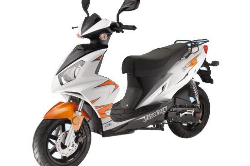 Suzuki Lets4, 2012 Motorcycles - Photos, Video, Specs, Reviews