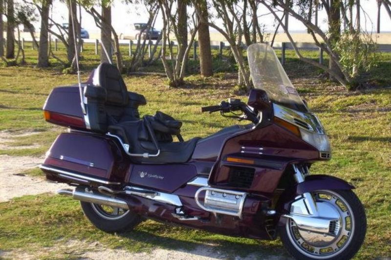 1996 goldwing deals specs