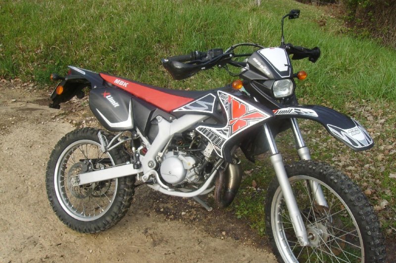 Rei Mon Rebuild of Evangelion: Rei Ayanami (Long Hair Ver.) PLAMAX