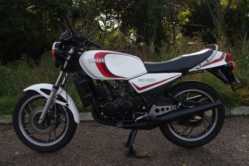 Мотоцикл Yamaha RD 350LC 1981 обзор