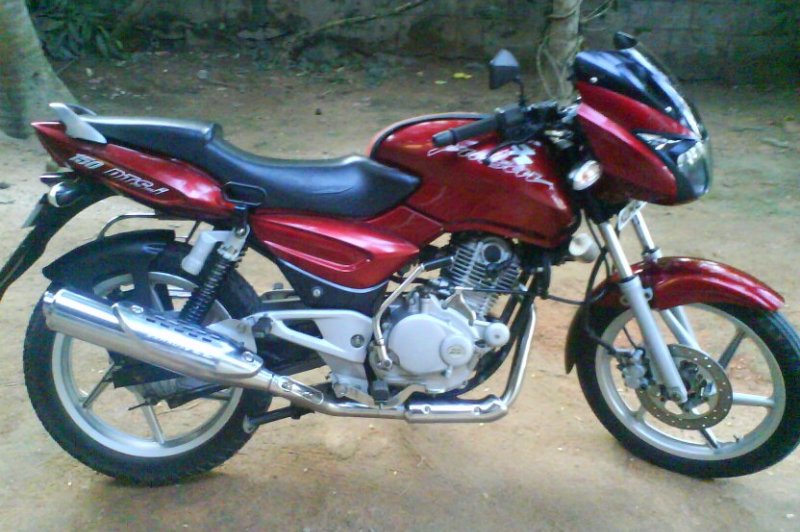 Pulsar 150cc deals 2010 model mileage