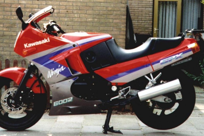 Kawasaki GPX 600 R (reduced effect #2), 1990 Motorcycles - Photos, Video, Specs, Reviews Bike.Net