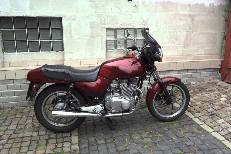 Suzuki GSX 400 E, 1983 Motorcycles - Photos, Video, Specs, Reviews