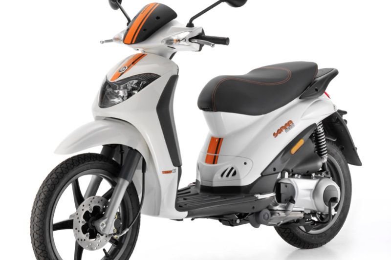 Yamaha Axis Treet Motorcycles - Photos, Video, Specs, Reviews