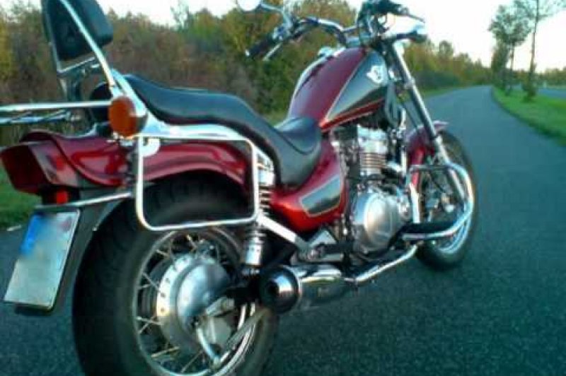 EN 500, 1995 Motorcycles - Photos, Video, Specs, Reviews |