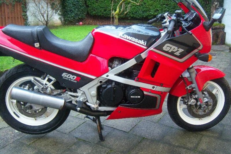 detail familie Monopol Kawasaki GPZ 600 R, 1988 Motorcycles - Photos, Video, Specs, Reviews |  Bike.Net