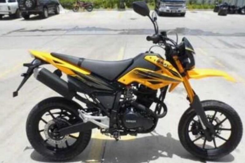Honda XR 230 Motard Motorcycles - Photos, Video, Specs, Reviews