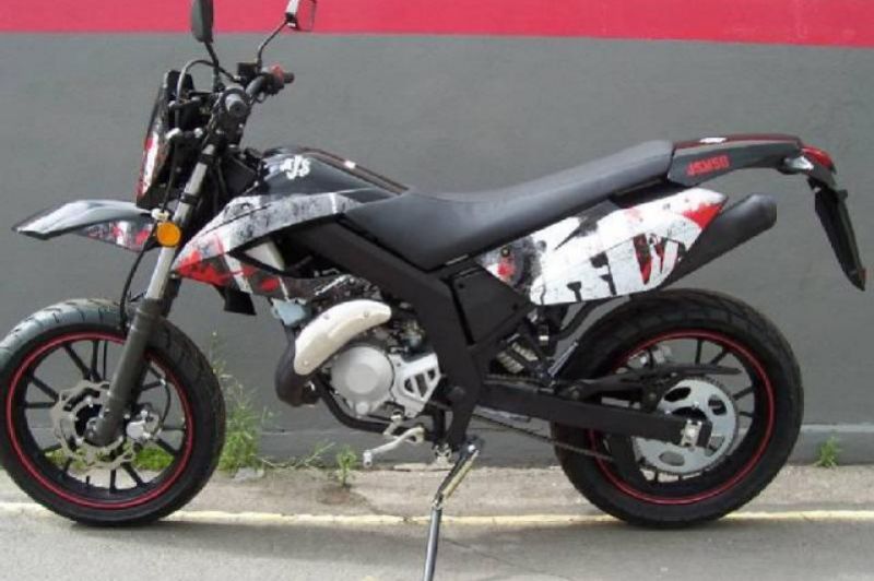 Мотоцикл AJS JSM Motard 2012 обзор