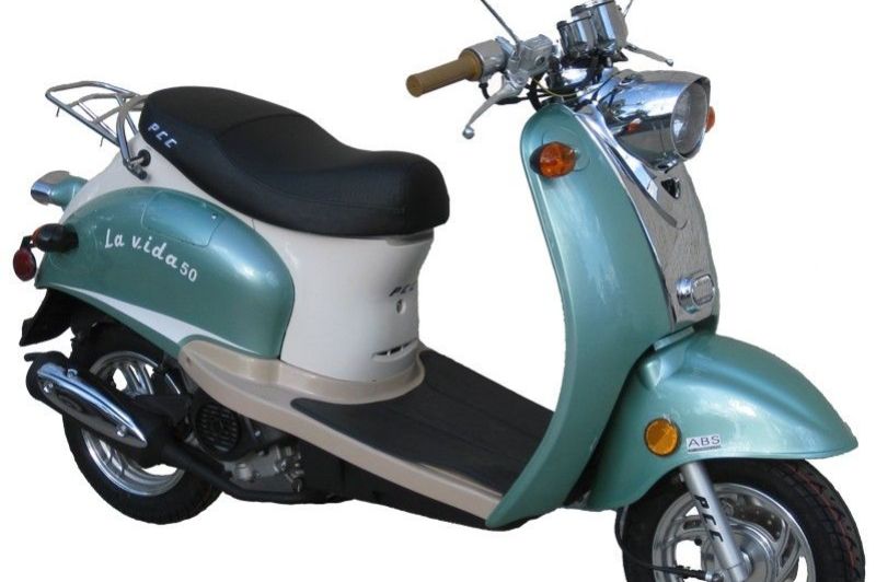 Yamaha YP Majesty 250 DX, 2000 Motorcycles - Photos, Video, Specs