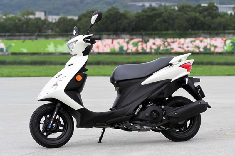Suzuki Address model review: general information, tech specs