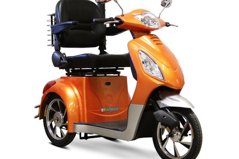 Yamaha Vox Deluxe, 2011 Motorcycles - Photos, Video, Specs