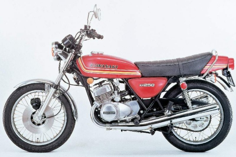 Kawasaki KH 250, 1976 Motorcycles - Photos, Video, Specs, Reviews