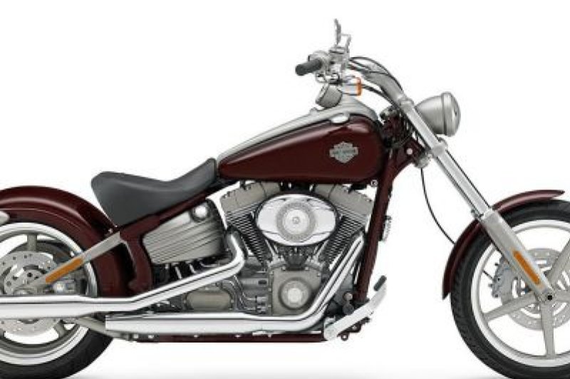 Harley-Davidson FXDWG Dyna Wide Glide, 2008: фото, характеристики