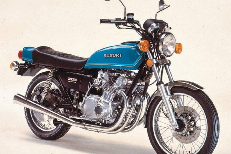 Suzuki GS 750, 1976 Motorcycles - Photos, Video, Specs, Reviews