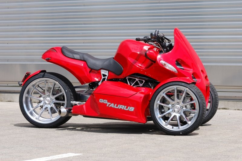 Honda CB1300 Super Four ABS, 2011 Motorcycles - Photos, Video