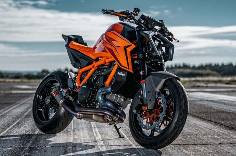 KTM 1390 Super Duke R: фото, характеристики, история | Bike.Net