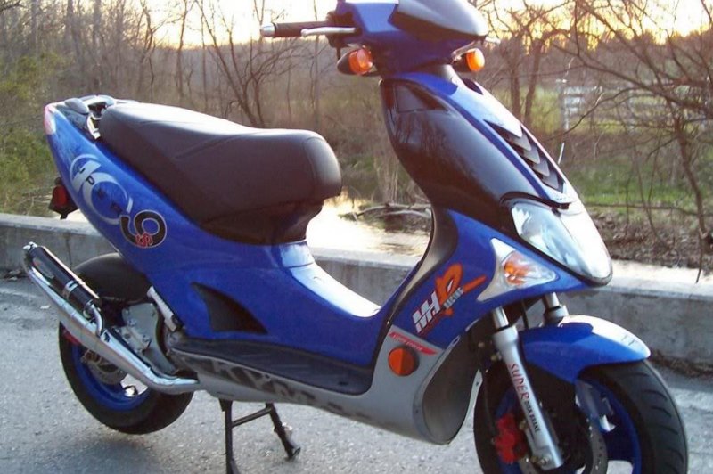 Kymco ZX 50, 2005 Motorcycles - Photos, Video, Specs, Reviews