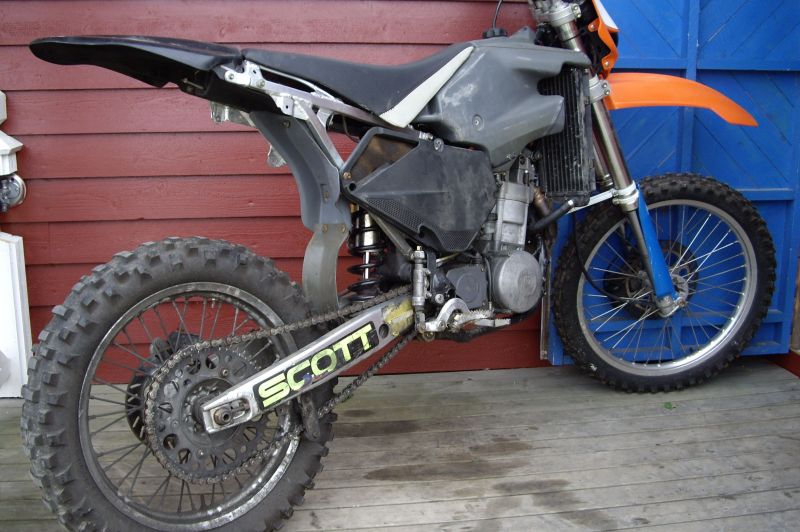 Yerbay Bremsbeläge Hinten Für Husqvarna TC/TE 610 (1995-2009) – Halbmetallisch, Hohe Bremsleistung