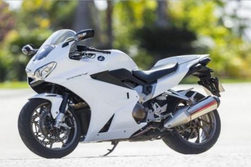 Honda VFR800F, 2018 Motorcycles - Photos, Video, Specs, Reviews