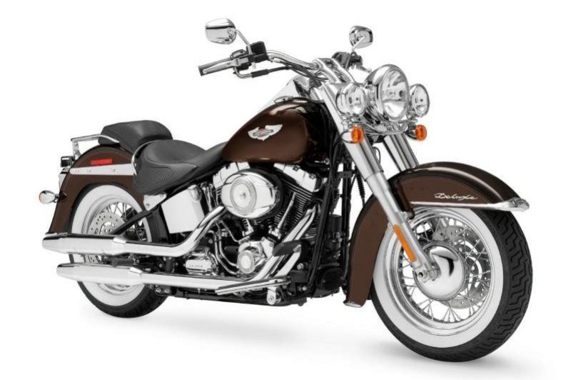 Harley-Davidson FLSTN Softail Deluxe, 2009: фото, характеристики