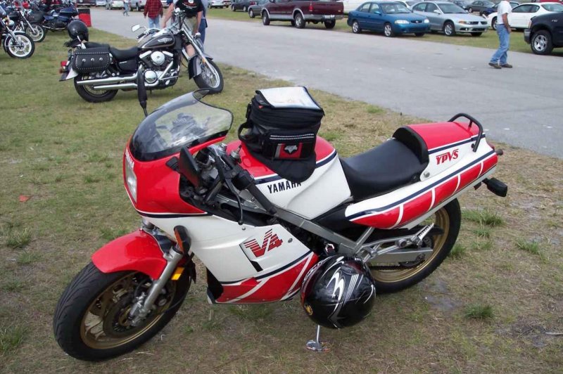 Kawasaki ZX-10, 1988 Motorcycles - Photos, Video, Specs, Reviews