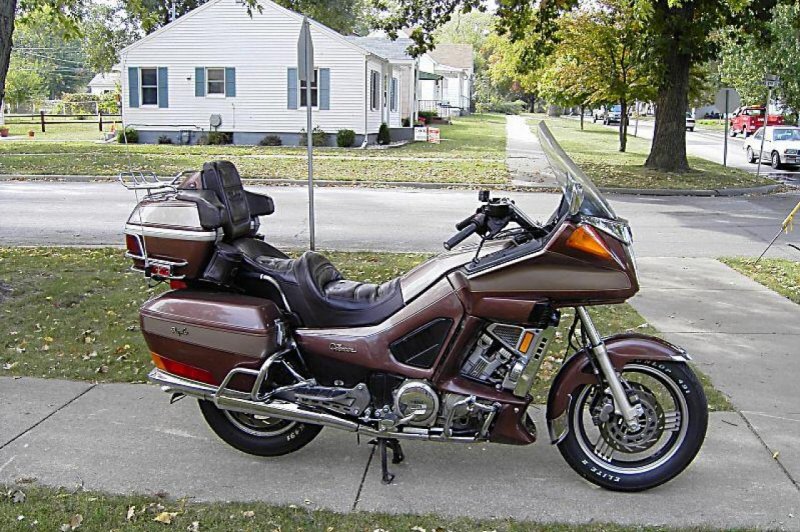 Yamaha V-Max 1200, 1997 Motorcycles - Photos, Video, Specs
