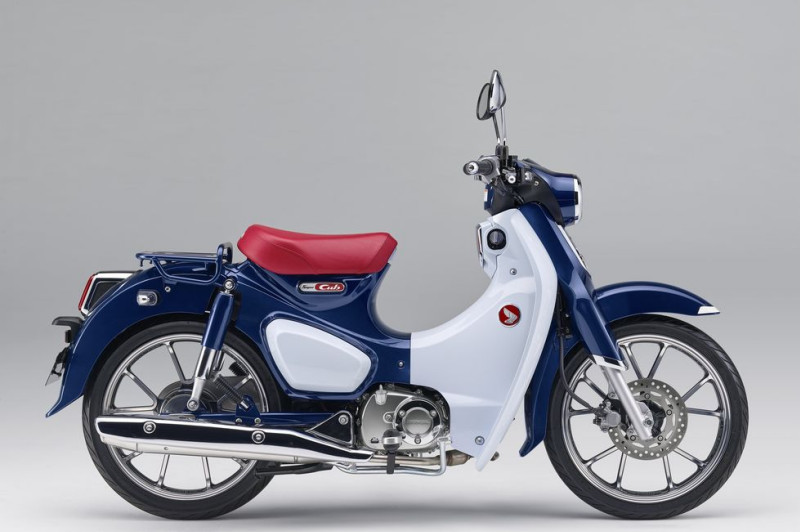 Honda Super Cub 50 Motorcycles - Photos, Video, Specs, Reviews
