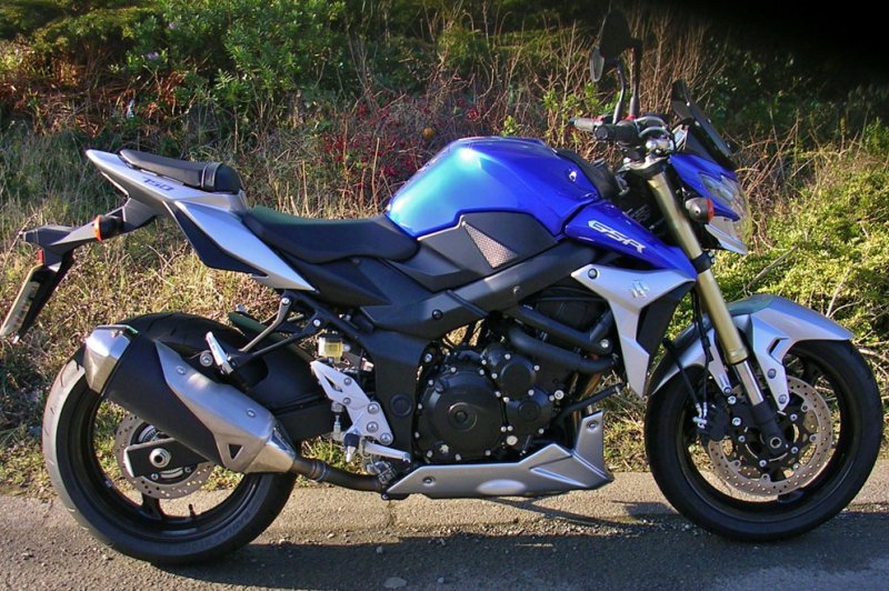 Suzuki GSR750 ABS, 2014 Motorcycles - Photos, Video, Specs Suzuki GSR750 ABS, 2014 Motorcycles - Photos, Video, Specs