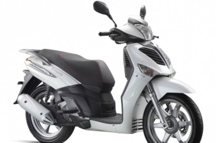 Suzuki Address V125, 2015 Motorcycles - Photos, Video, Specs