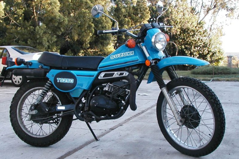 Kawasaki KE 125, 1983 Motorcycles - Photos, Video, Specs, Reviews