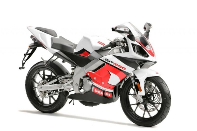 Suzuki GS 50 Motorcycles - Photos, Video, Specs, Reviews | Bike.Net