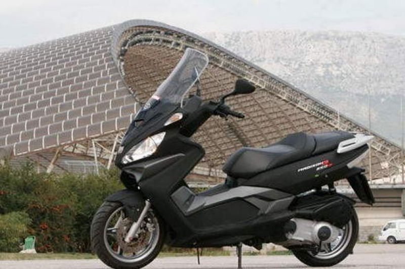 Malaguti Phantom Max 250, 2007 Motorcycles - Photos, Video, Specs