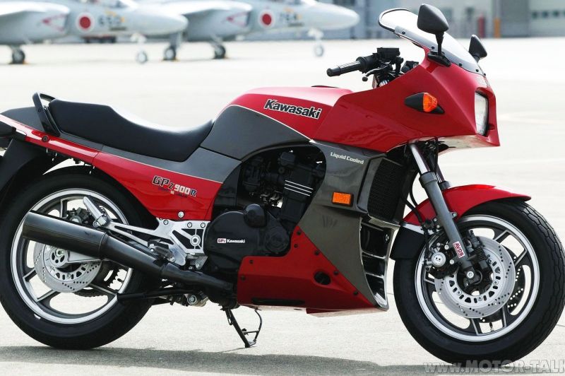 Kawasaki GPZ R Motorcycles - Photos, Video, Specs, Reviews | Bike.Net
