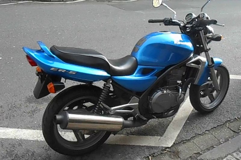 Kawasaki ER-5 Twister, 2001 Motorcycles - Photos, Video, Reviews | Bike.Net