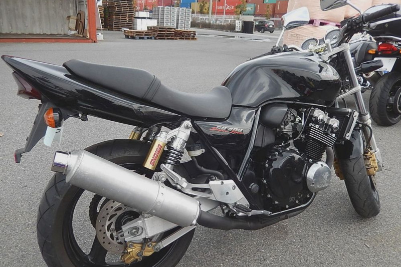 Покупка амортизаторов для мотоцикла Honda CB400: выбор, установка и обслуживание