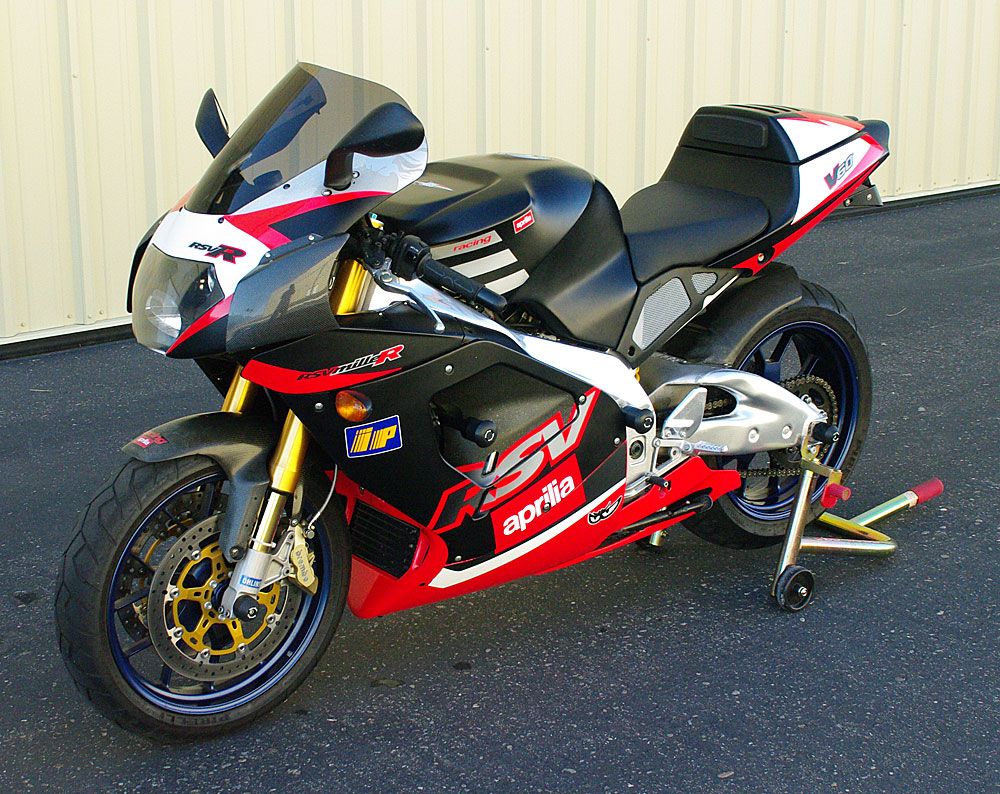 Aprilia RSV 1000 R