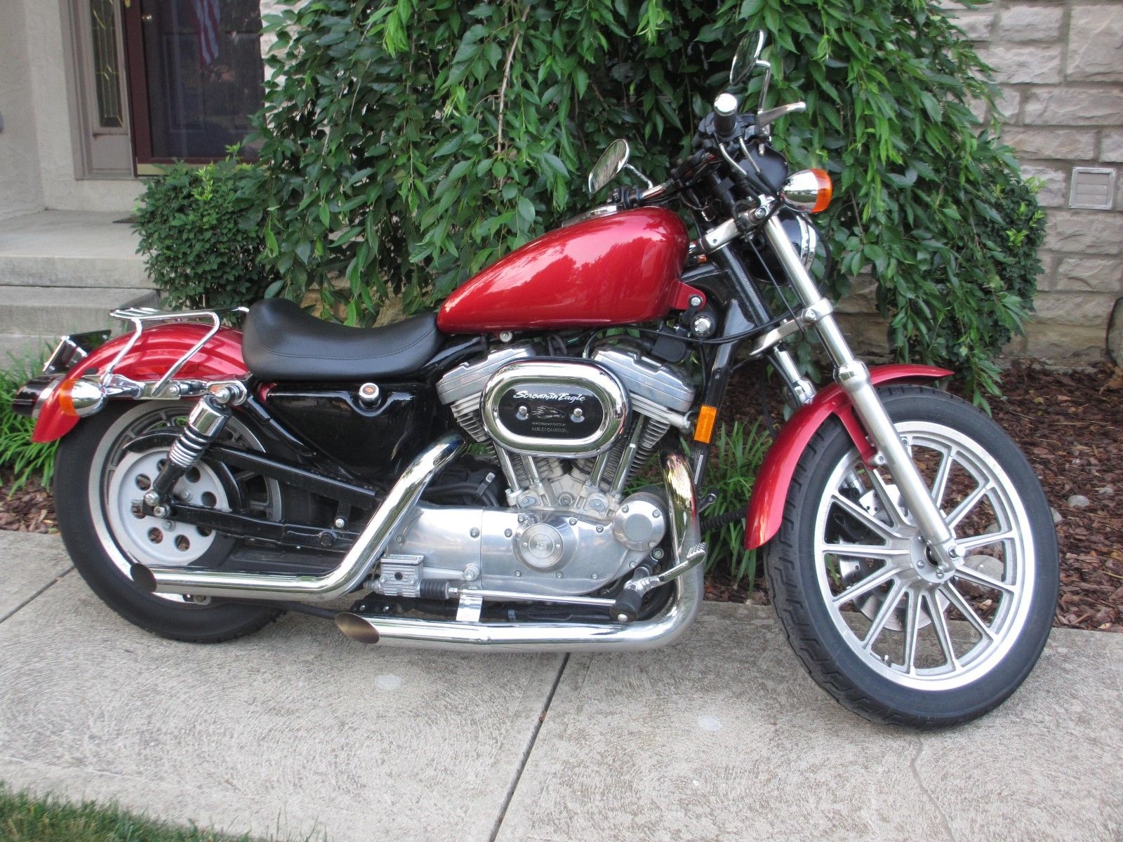 Harley-Davidson 883 Sportster Hugger, 1997 Motorcycles - Photos, Video ...