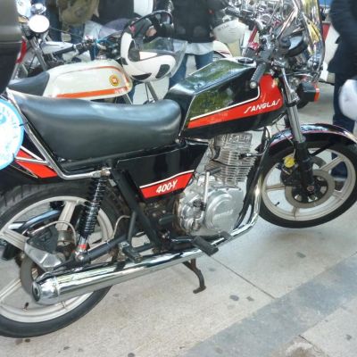 400 Y, 1979