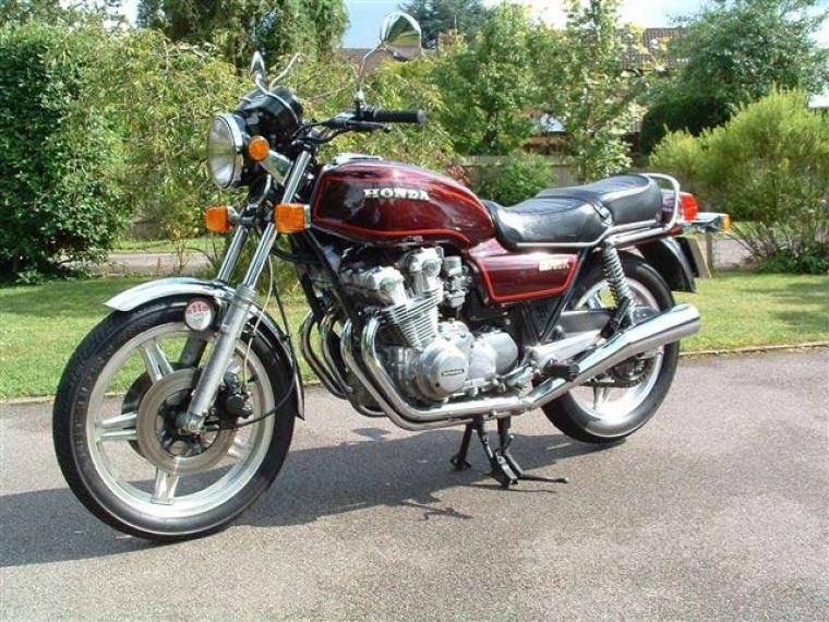 Honda CB 750 engine