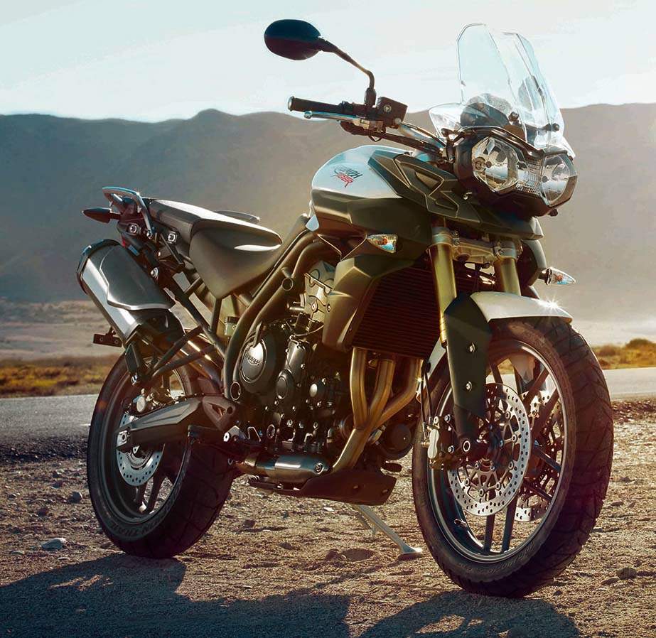 Тайгер мотоцикл. Triumph Tiger 800. Триумф Тайгер 800. Мотоцикл Триумф Тайгер 800. Мотоцикл Triumph Tiger.