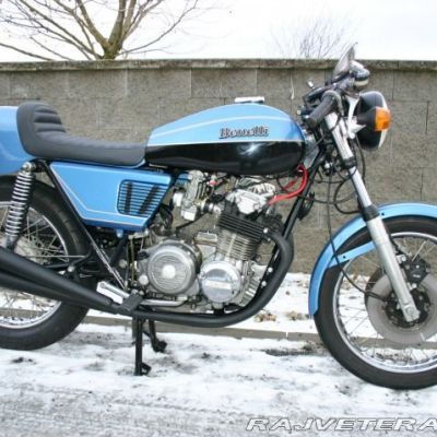 500 Quattro, 1973