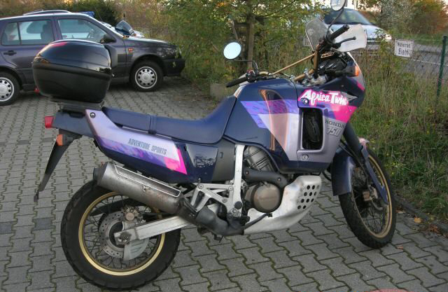 XRV 750 Africa Twin (reduced effect), 1992