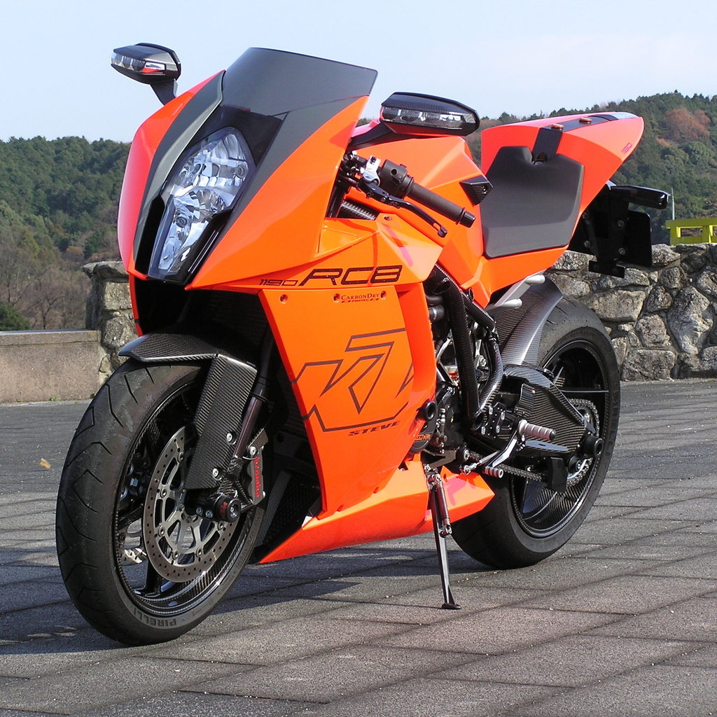 KTM rc8 girl